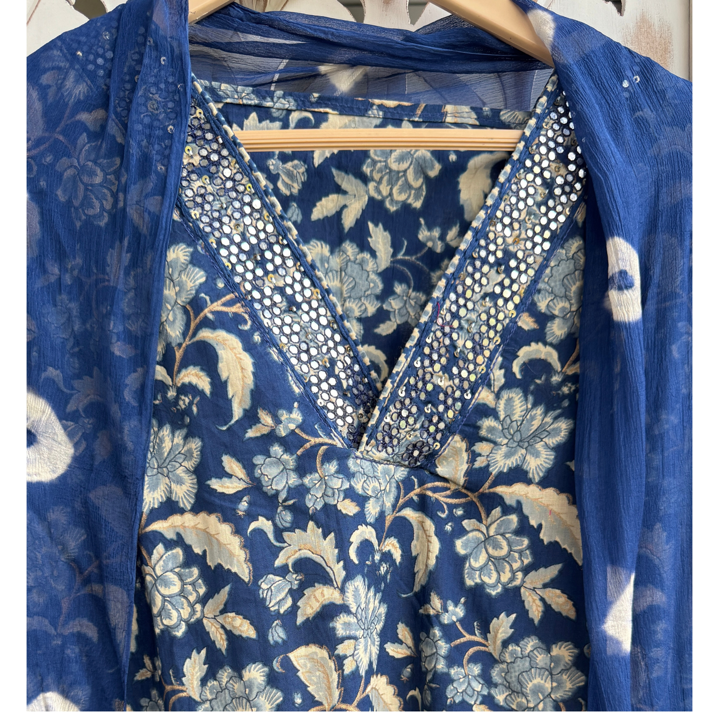 Cotton Suit- D081