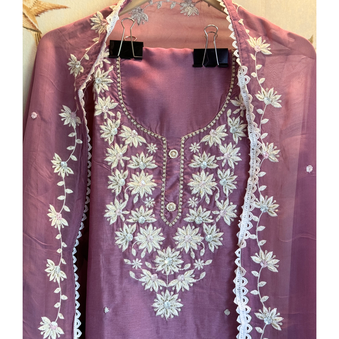 Silk suit- E028