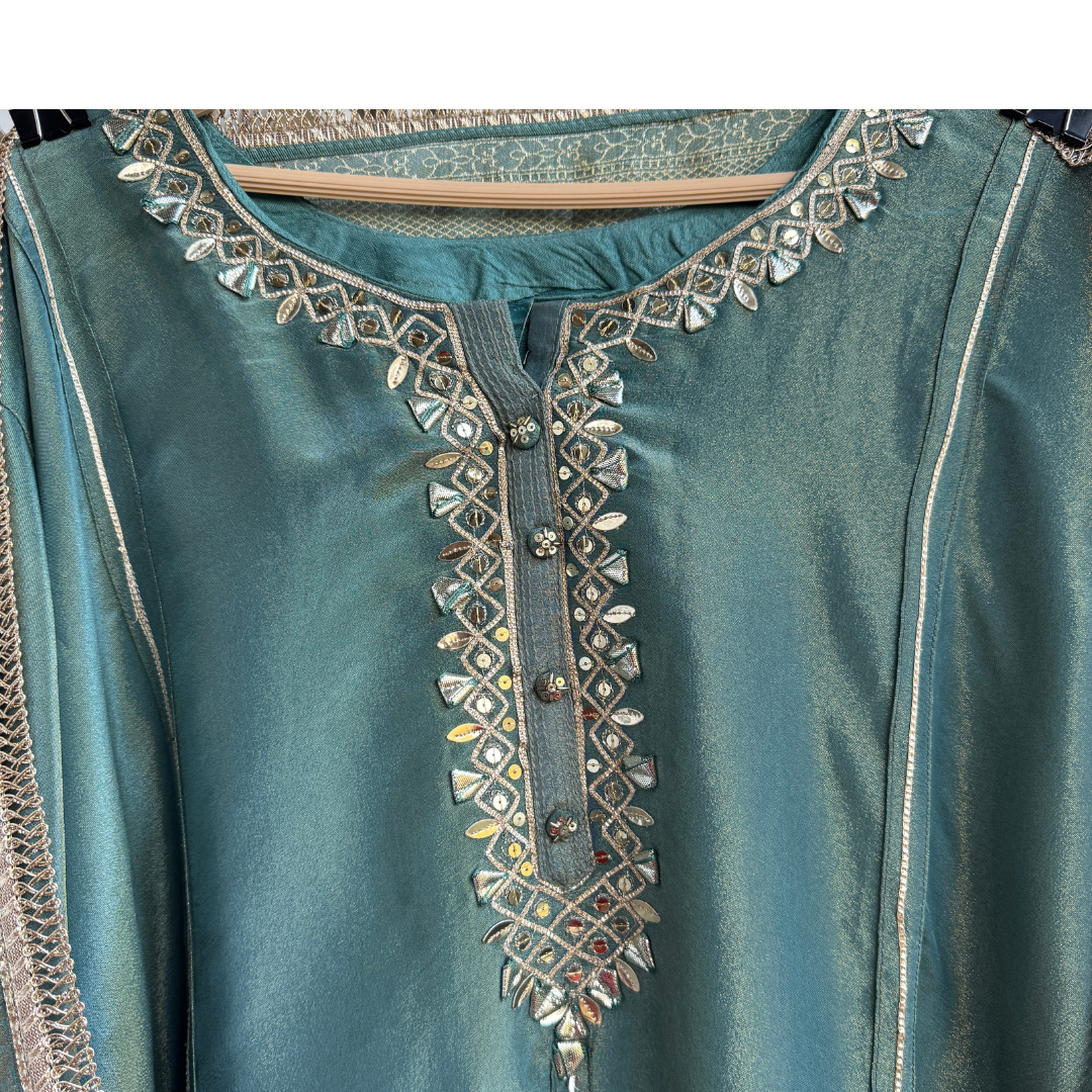 Pure Shimmer tissue suit- E073