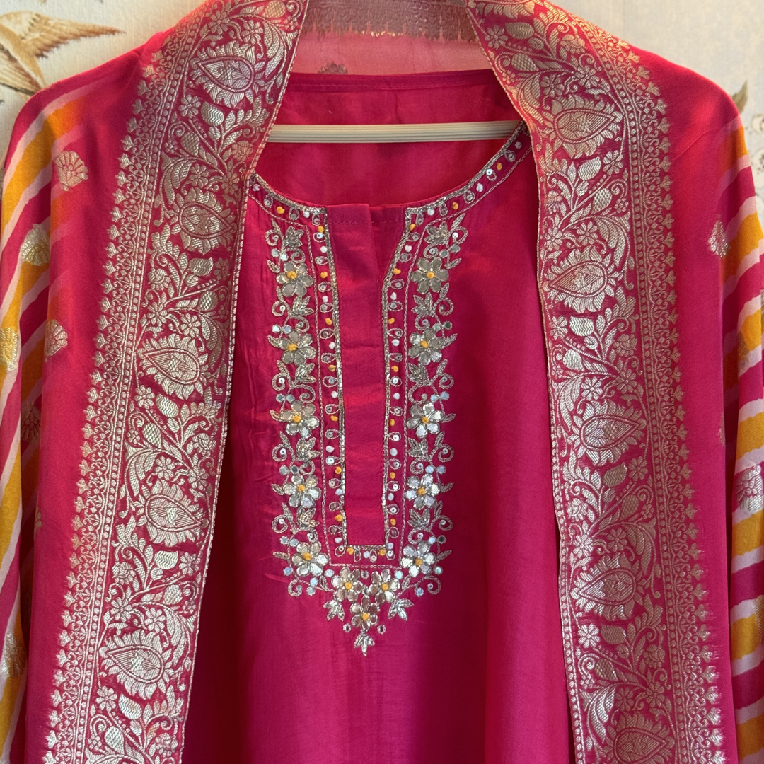 Silk Suit- E045
