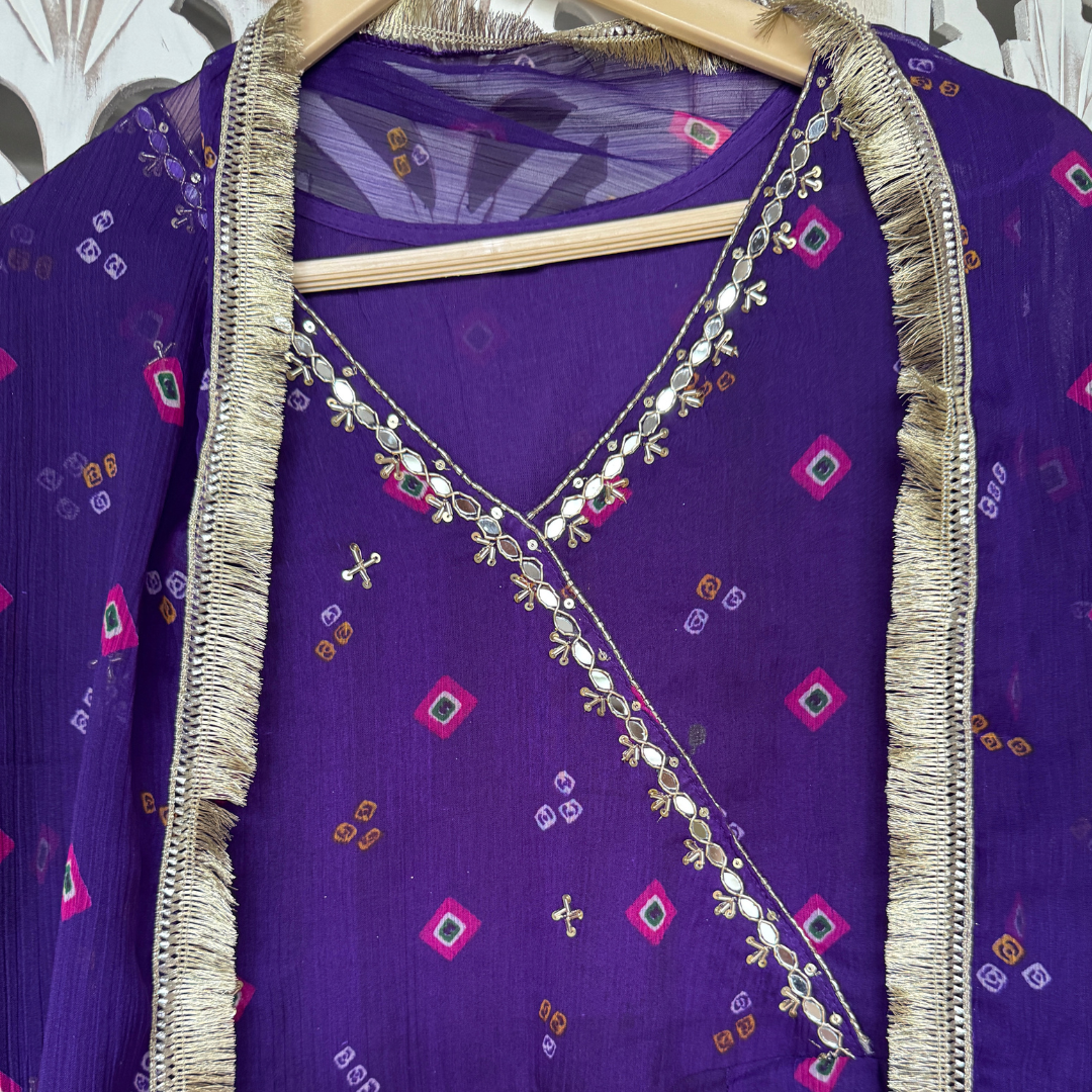 Chiffon fabric suit - R107