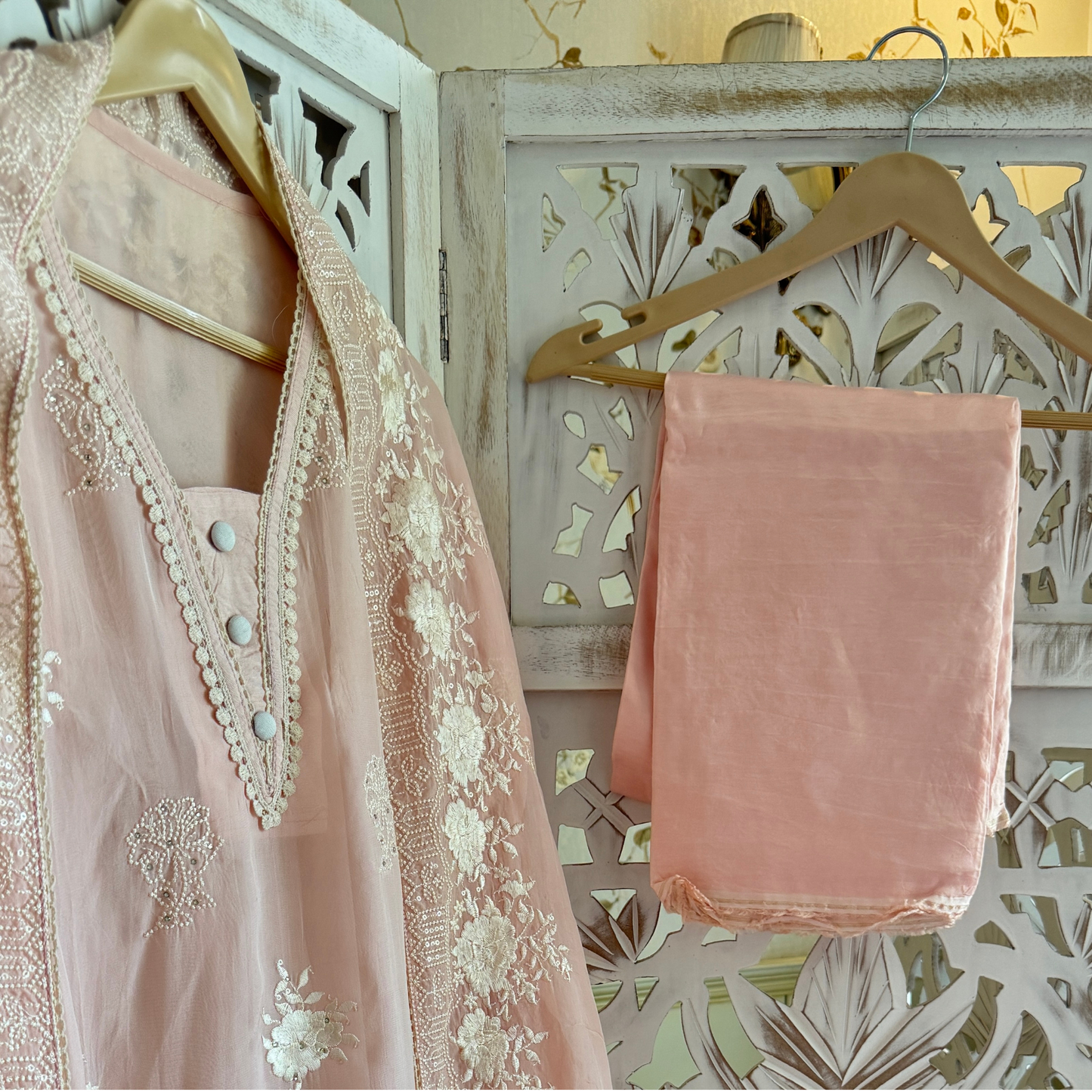Organza Suit- E040