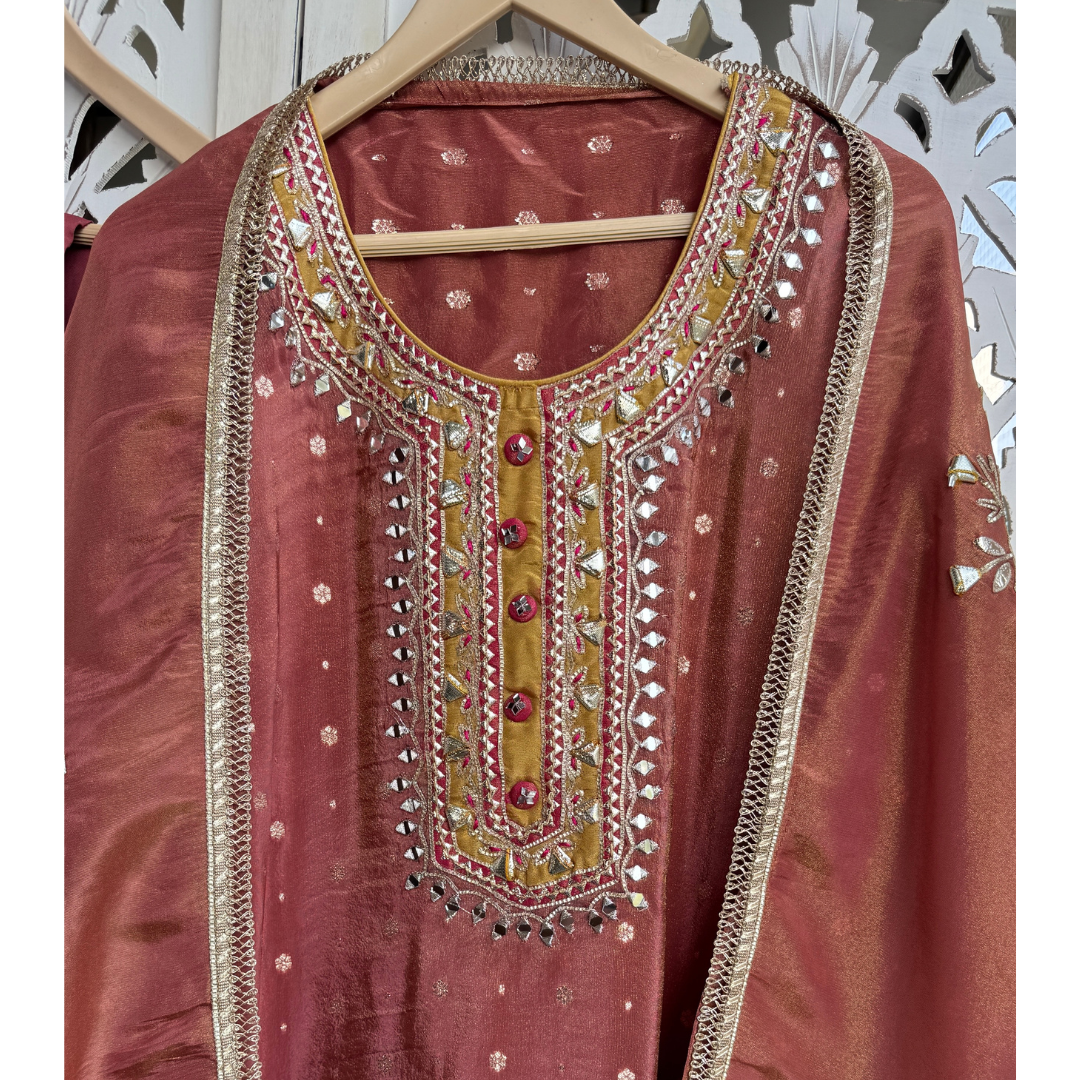 Banarasi tissue suit- E070