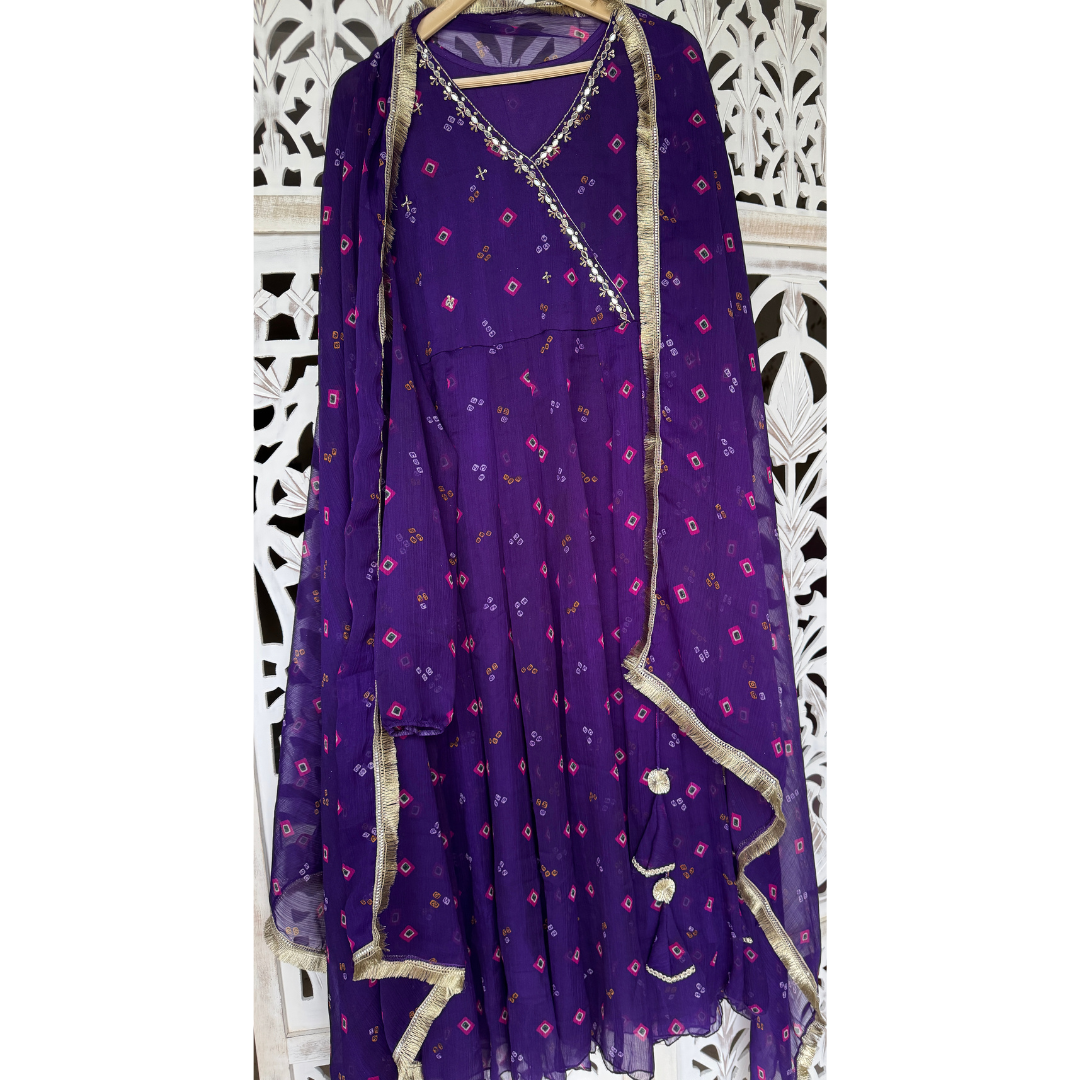 Chiffon fabric suit - R107