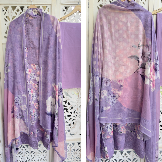 Muslin Suit- D204