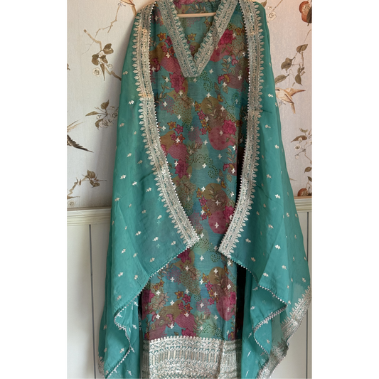 Organza Suit- D106