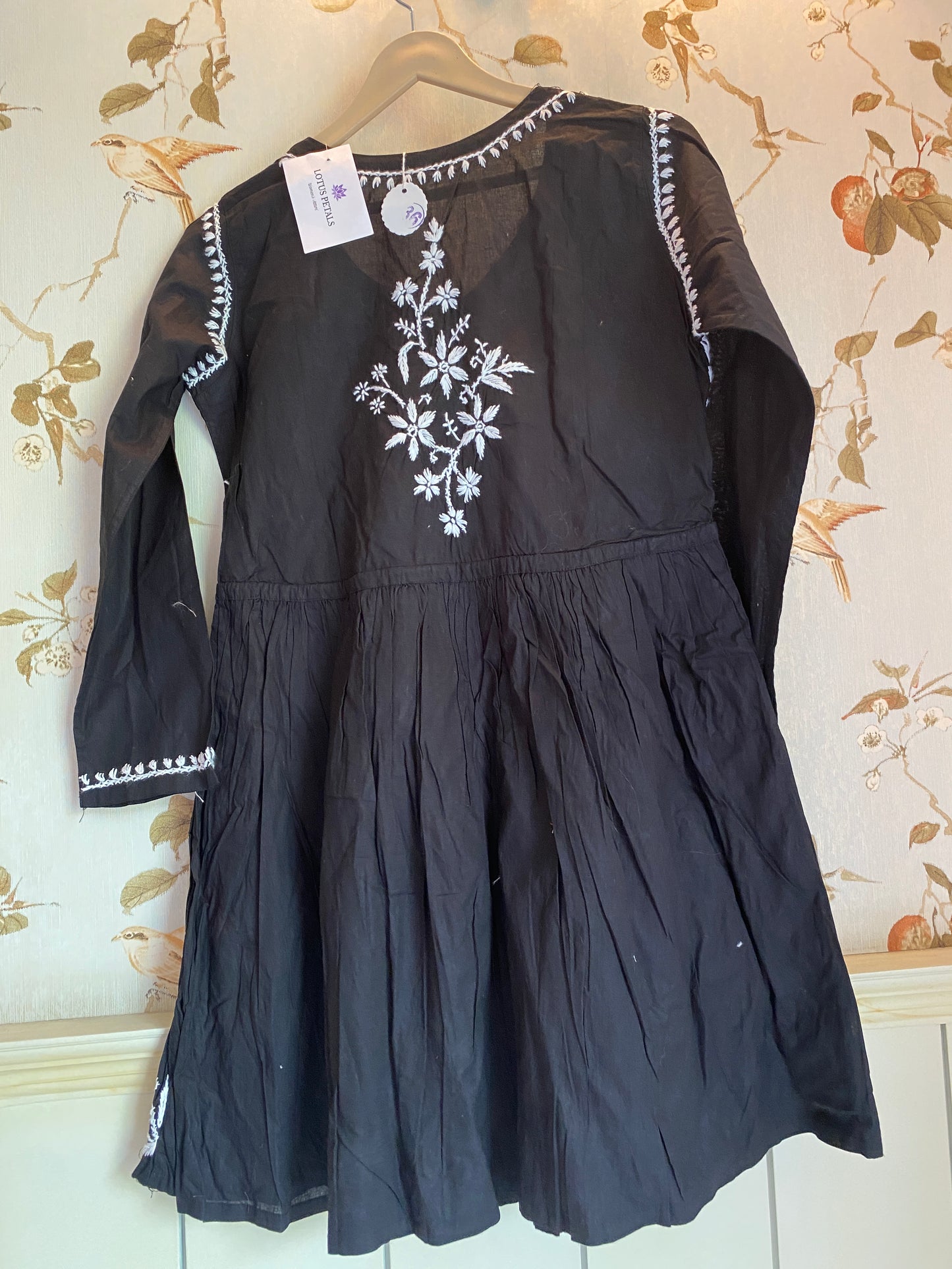 Short Kurti chikenkari- CH008